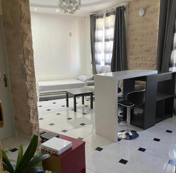 Appartements Lumineux Marseille Extérieur photo